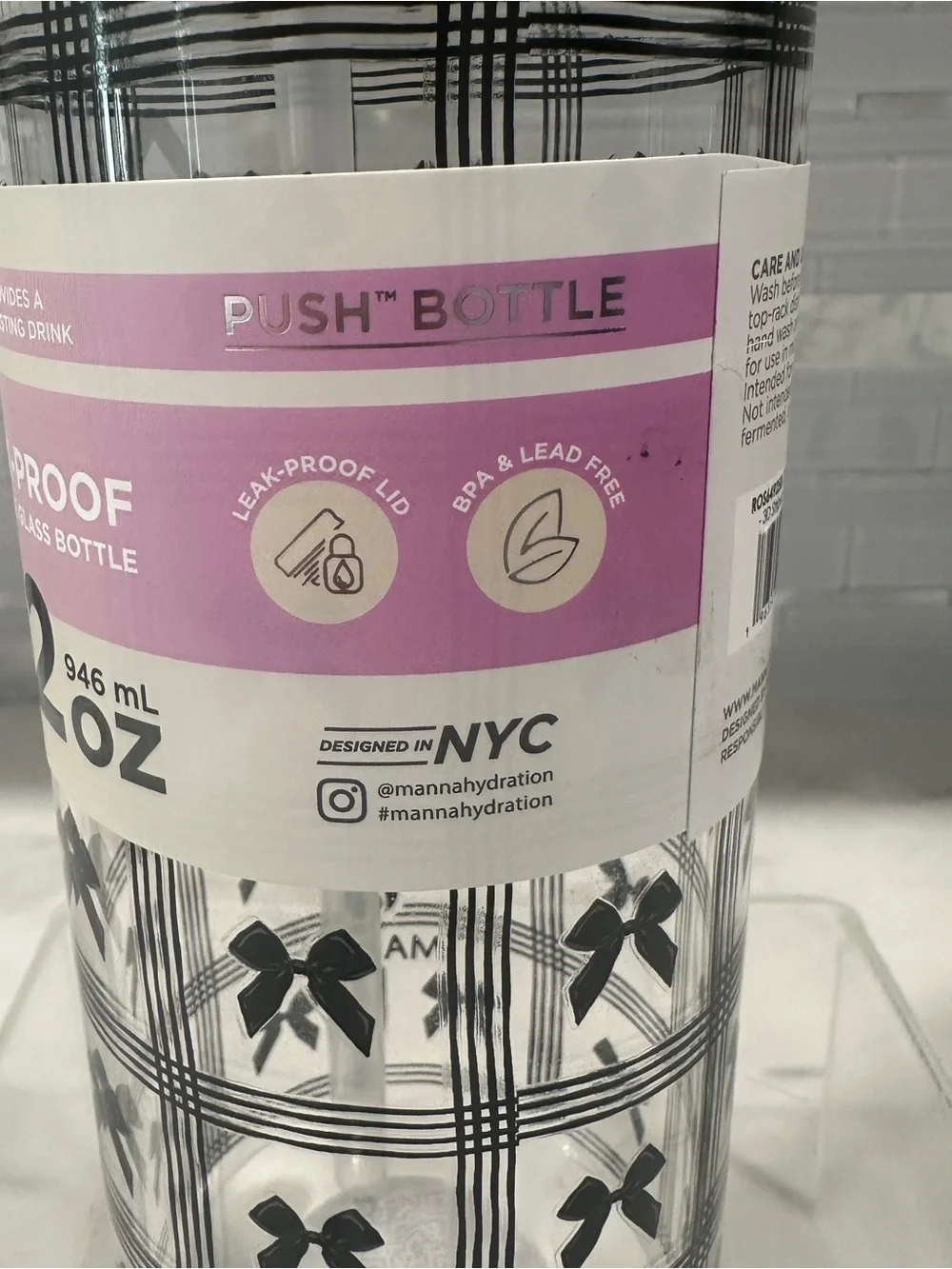 Glass Push 32 oz Reusable Leak-Proof Glass Water Bottle - Black Bow Pattern